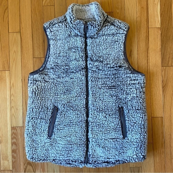 Thread & Supply Cozy Sherpa Plush Teddy Vest Size Xl - Picture 2 of 12